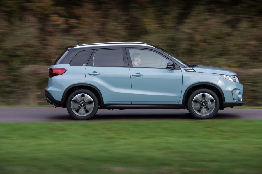  Suzuki Vitara SZ5 2018 года  (UK) (фото 5 из 27)
